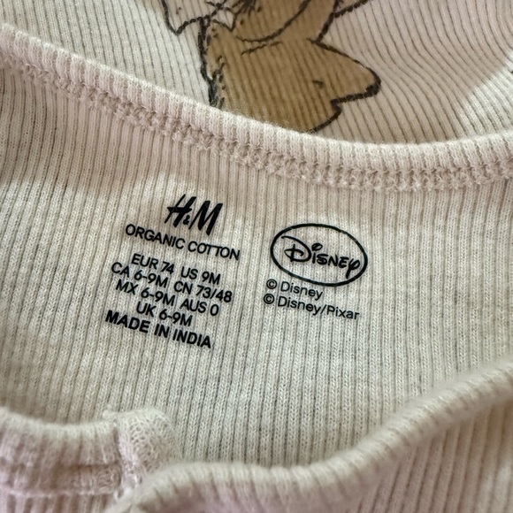 Disney Organic Cotton Winnie the Pooh Romper - Picture 7 of 7